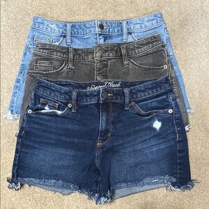 Universal Thread 3 Piece Bundle High Rise Shortie Jean Shorts Size 2/26